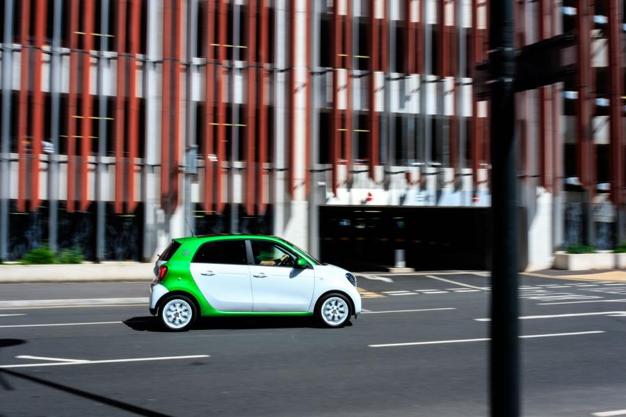  Smart ForFour Prime Electric Drive (W453) 2017 года  (UK) (фото 5 из 23)